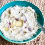 redskin mashed potatoes in a blue bowl.